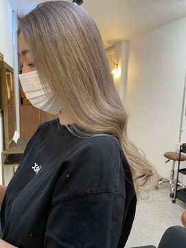 ゴシップ(gossip) ホワイトベージュ