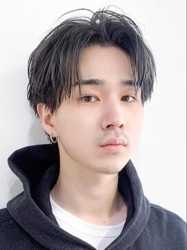 オーシャントーキョー ホワイト 原宿(OCEAN TOKYO WHITE) センターパート/ツーブロック/マッシュ