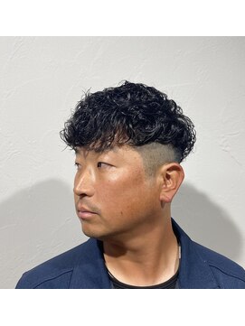 レンゲン(LENGEN) 束感刈り上げビジネス七三ツーブロックアップバング１２６７