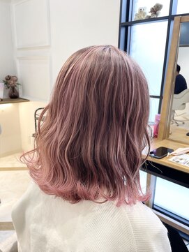 ラビスモア(Lovis moa) 切りっぱなしボブ/ピンクブラウン/エアリーロング/美髪のススメ