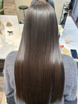 シーン(seen.)&nbsp;艶が出る髪質改善ストレート