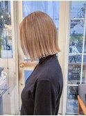 大人ベージュ切りっぱなしボブ横浜【成田】