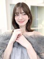 ホワイトグレージュミニウルフデジタルパーマチェリーブラウン