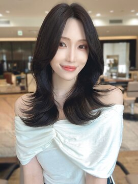 アフロート ルヴア(AFLOAT RUVUA) AFLOAT RUVUA【伊藤 潤】レイヤーカット/前髪なし/くびれヘア