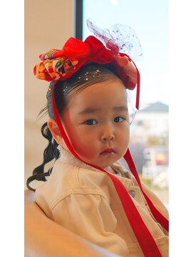 三歳　七五三タイトヘア