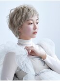 【over hair】無造作ショート×ハイトーンカラー