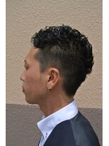 アクアマリン8810 ハチハチイチゼロ(AQUA MARINE 8810)&nbsp;波巻きツイストスパイラル/刈り上げセンターパート/北習志野