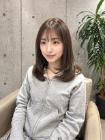 ザ サード プレイス トーキョー ギンザ(THE THIRD PLACE TOKYO GINZA)&nbsp;【銀座】シースルーバングレイヤーのオリーブベージュ