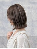 くびレイヤーエモージュグレージュカラーくびれショート/吉祥寺