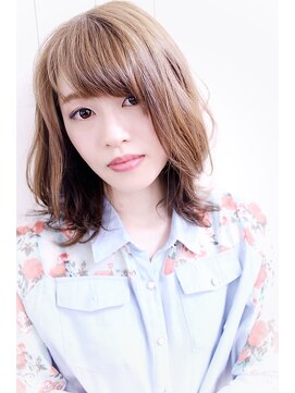 ディー(dee) dee ヌーディベージュ×インナーグレー