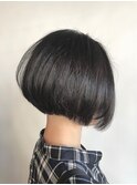 ふんわり前下がりボブ