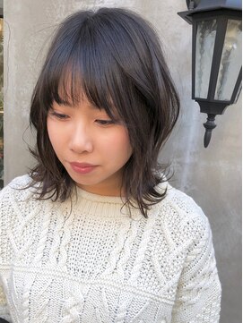 ジュイール(Jouir) ふわミディ/斜めバング