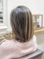 ルーム(Luum)&nbsp;バレイヤージュ　ｘ　コントラスト