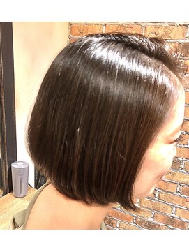 エヴリンアンドペイジ(Evelyn&paige) 【元町・三ノ宮】丸みボブ