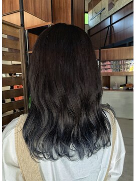 サロン クラッチ クリエイティブ コンセプト(salon CLUTCH creative concept) blue × black