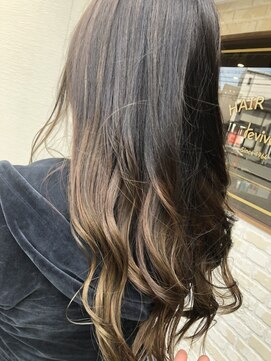 リヴァイヴ(revive) ダブルカラー+カット