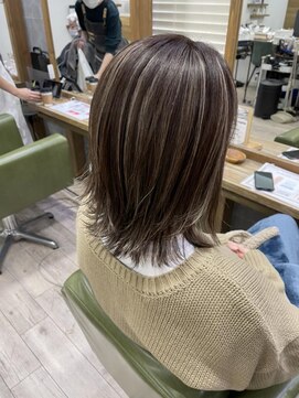 ジゼル(gisele) (稲毛)白髪ぼかしハイライト