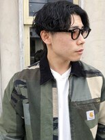 シーン(SINN.)&nbsp;センターパートパーマ