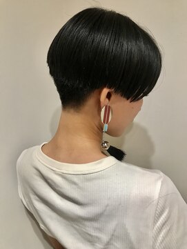 グランドライン(GRAND LINE) 刈り上げ前下がりジェンダーレスモードショート