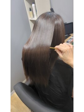 スリーク バイ ロイ 円町本店(sleek by roy) サラサラ髪質改善ストレート
