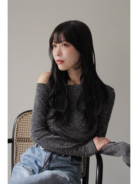 フークフーク(HOEK HOEK) 『艶感たっぷり韓国スタイル』