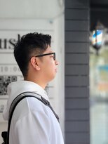 ヤマグチ トゥシェル ヘアー&メイク ヘアーアンドメイク&nbsp;メンズ 簡単スタイリング 爽やか 2ブロック ショート スタイル