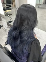 クム 横浜(qumu)&nbsp;【qumu MARIKO】ネイビーブルー×グラデーションカラー