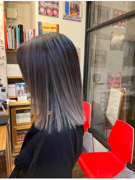 ヘアーワークス アンビエント(Hair works Ambient) バレイヤージュカラー#ホワイトベージュ【Ayaka】