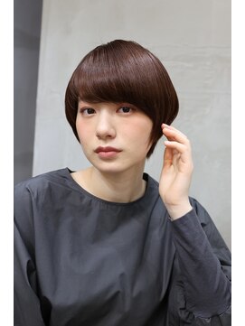 ルーツ(ROOTS) 大人ショートボブ 20代30代