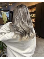 サニー 渋谷(SUNNY) バレイヤージュ、ハイライト、レイヤーカット、グレージュ