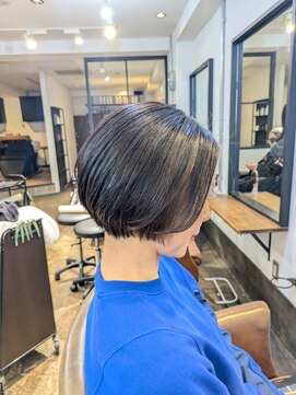 シアン 京都 烏丸店(CYAN) 【CYAN】#ショートボブ#丸みショート