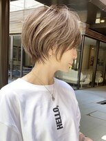 ラフ 新宿(Laff) 新宿小顔ショートボブ/くびれ丸み/白髪ぼかし/ハイライトカラー