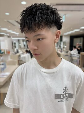 ケンジ 平塚ラスカ店(KENJE) ツイストパーマ/フェード