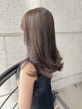 ミラレスカ 栄(MIRA RESCA) 透明感アッシュベージュ