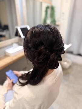 内巻きサイドアップ