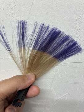 デフラグ(DEFRAG-Peridot huit-) ブルーバイオレット(カラーサンプル)