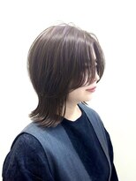 ルーファス メグロ(Ruufus Meguro)&nbsp;アイロンで簡単スタイリング。外はねくびれボブ　2602