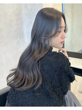 オットット(OttottO) 艶髪グレージュ