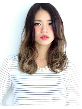 ヘアサロン ガリカ 表参道(hair salon Gallica) “ グラデーション × グレージュ ”☆クセ毛風semi-long♪