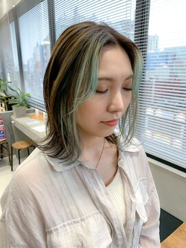 テトヘアー(teto hair) アイスブルー、ターコイズ、前髪インナーカラー、外ハネボブ