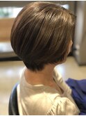 ショートボブ