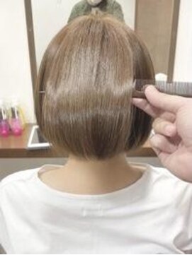 アルバ ヘアリゾート(ALBA) 【ALBAさわ】暗髪ツヤボブ　☆★