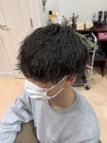 ヘアサロン アウラ(hair salon aura) 緩め波巻きパーマ