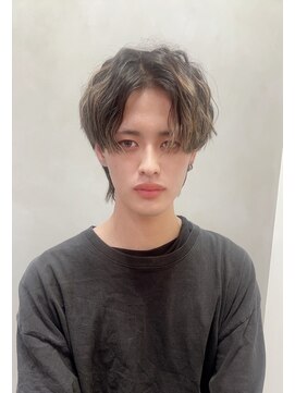 エイト 博多店(EIGHT hakata) ウルフカット×波巻きアイロン仕上げ