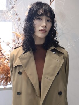 ポピンズ(poppins) 70s カーリーパーマ