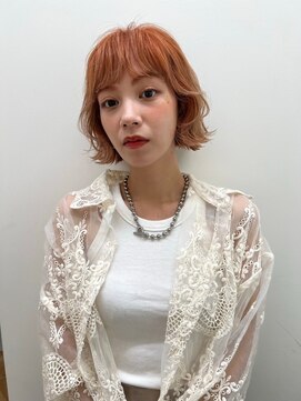 エディット トウキョウ(e.dit tokyo) 【e.dit tokyo macoto】オレンジカラー顔まわりレイヤー20代30代