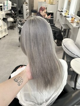 シェイロ(Cielro) 【透明感☆ホワイトシルバー】SAKI