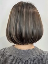 ネックス 表参道本店(nex)&nbsp;デザインカラーレイヤーカットウェットヘアオリーブベージュ白髪