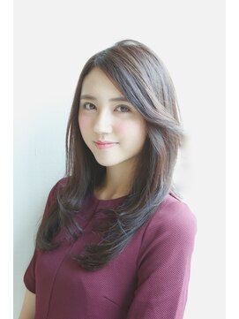 クロスオーバー(Cross Over) 大人可愛いセミロング