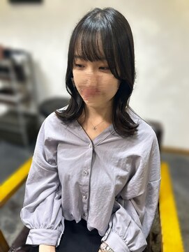 リリアン バイ リトル(Lilian by little) くびれスタイル